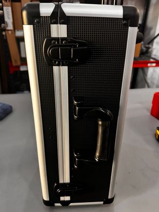 Caja de herramientas Aluminio 136Pc. F1