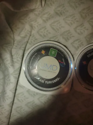 Juegos PSP UMD: Gran Turismo, God of War, Gangs of