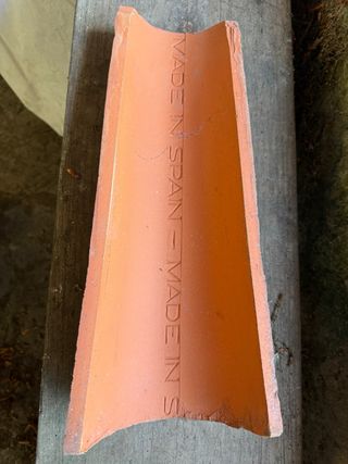 Teja árabe de barro