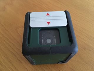 Láser de nivelación Bosch modelo Quigo. ENVIO