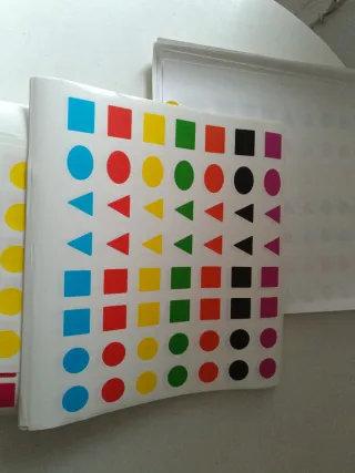 +2000Pegatinas infantiles formas, tamaño y colores