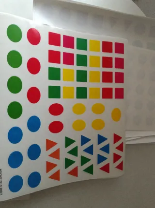 +2000Pegatinas infantiles formas, tamaño y colores