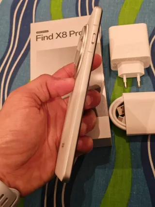 Oppo Find X8 Pro 16/512gb, Bianco + Caricatore