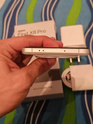 Oppo Find X8 Pro 16/512gb, Bianco + Caricatore