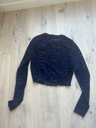 Camiseta azul transparente con estampado cebra