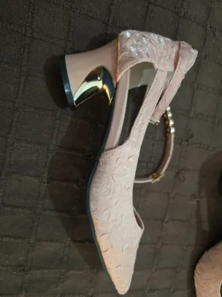 Zapatos punta fina T38 rosa tacón medio