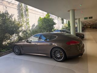 Porsche Panamera 2013