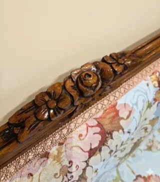 Tresillo,sillon,descalzadora Isabelina,madera.