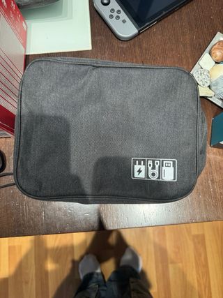 Nintendo Switch Negra y Blanca