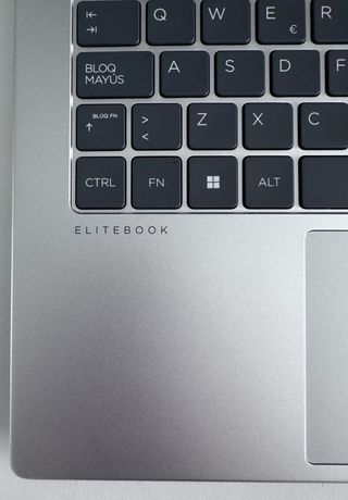 HP ELITEBOOK 640 G11 INTEL CORE ULTRA 5 SOLIDO 512