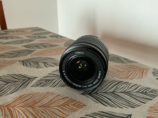 Cámara Réflex Canon EOS 1300D+Obj 18-55mm+Bolsa