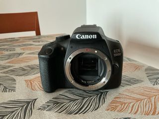 Cámara Réflex Canon EOS 1300D+Obj 18-55mm+Bolsa