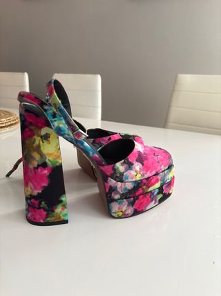 Zapatos ASOS fiesta tacón plataforma floral