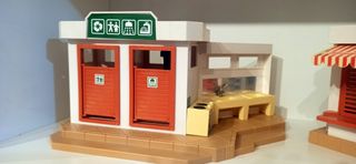 Playmobil Camping y Baño