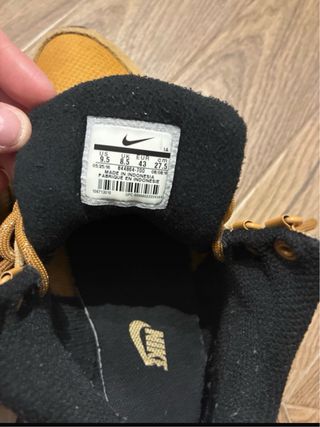 Scarpe Nike Marroni e Gialle