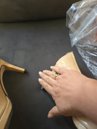 Zapatos Stuart Weitzman Beige Tacón Peep Toe