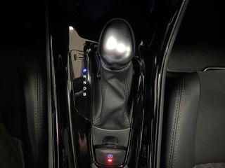 Toyota CHR Advance 1.8 125H e-CVT HEV Espectacular