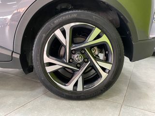 Toyota CHR Advance 1.8 125H e-CVT HEV Espectacular