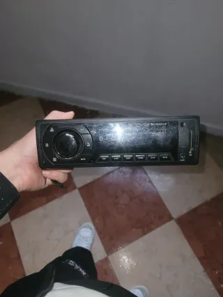 Radio Coche Plata y Negro