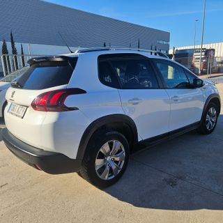 Peugeot 2008 2019