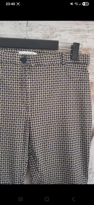 Pantalón estrecho T42