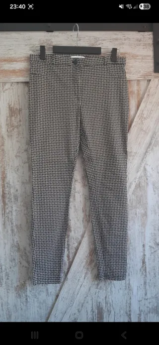 Pantalón estrecho T42