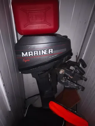 Motor fueraborda Mariner 8 CV