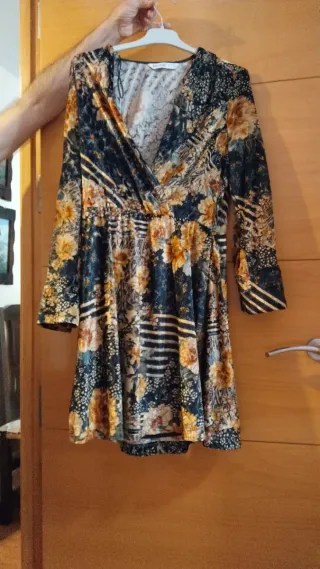 Vestido estampado floral manga larga