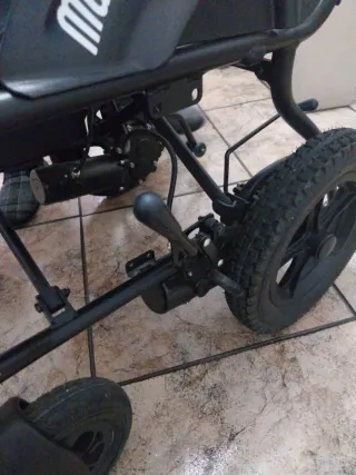 Silla ruedas motorizada, Garantía 1 año y medio