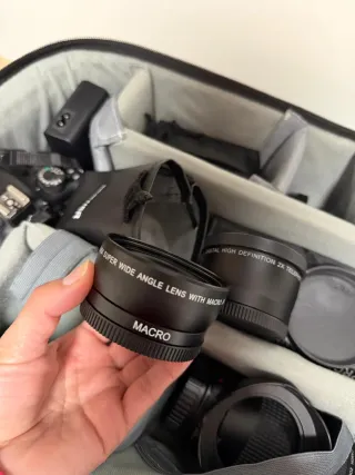 Cámara Canon EOS 1300D + Accesorios