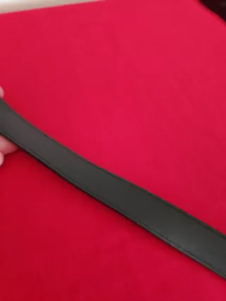 Cinturón de Piel Negro Hebilla Plateada