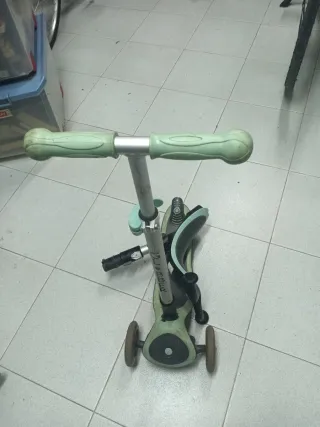 Patinete Globber 3 Ruedas con Asiento