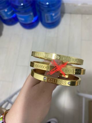 Brazalete de acero inoxidable