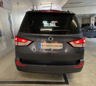 SsangYong Rodius e-Xdi Limited Auto
