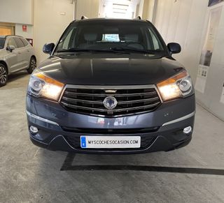 SsangYong Rodius e-Xdi Limited Auto