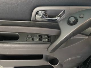 SsangYong Rodius e-Xdi Limited Auto
