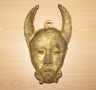 Máscara bronce Senufo Kpelye Kpelie África cuernos