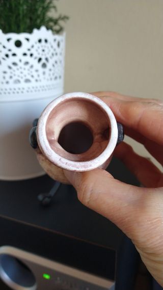 Ánfora cerámica estilo Pompeya con soporte