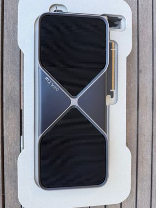 NVIDIA GeForce RTX 5080 Founders Edition