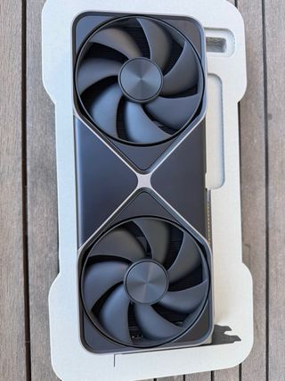 NVIDIA GeForce RTX 5080 Founders Edition