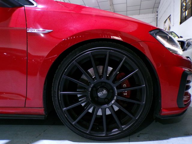 Volkswagen Golf GTI PERFORMANCE 245cv DSG 10/2017