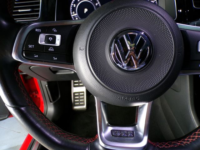 Volkswagen Golf GTI PERFORMANCE 245cv DSG 10/2017