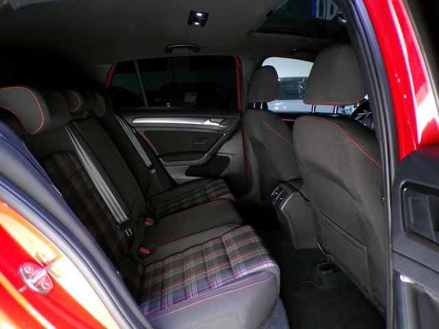 Volkswagen Golf GTI PERFORMANCE 245cv DSG 10/2017