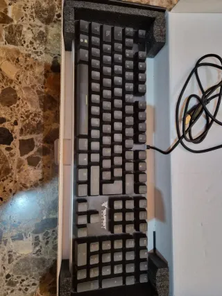 Teclado Mecánico Gaming Tempest Diablo RGB