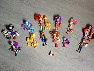 Lote Enchantimals Muñecas y Accesorios