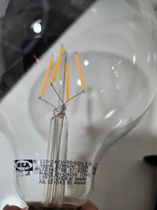 Lámparas globo cristal Ikea con barra y bombillas