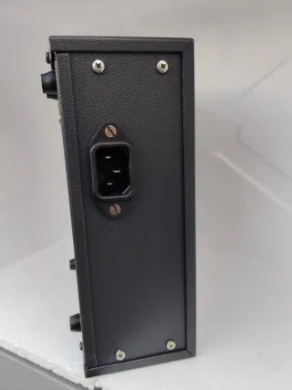 Caricabatterie NiCd Nuova Elettronica