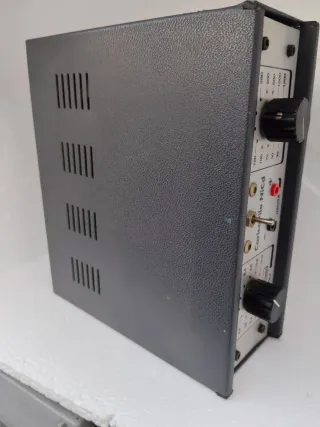 Caricabatterie NiCd Nuova Elettronica