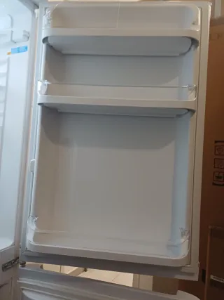 NEVERA INDESIT A+ 174X55 SEGUNDAMANO