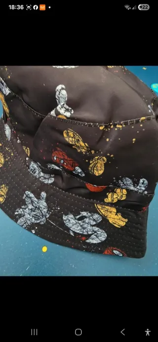 Chapéu Desigual Mickey Mouse Preto Multicolor.